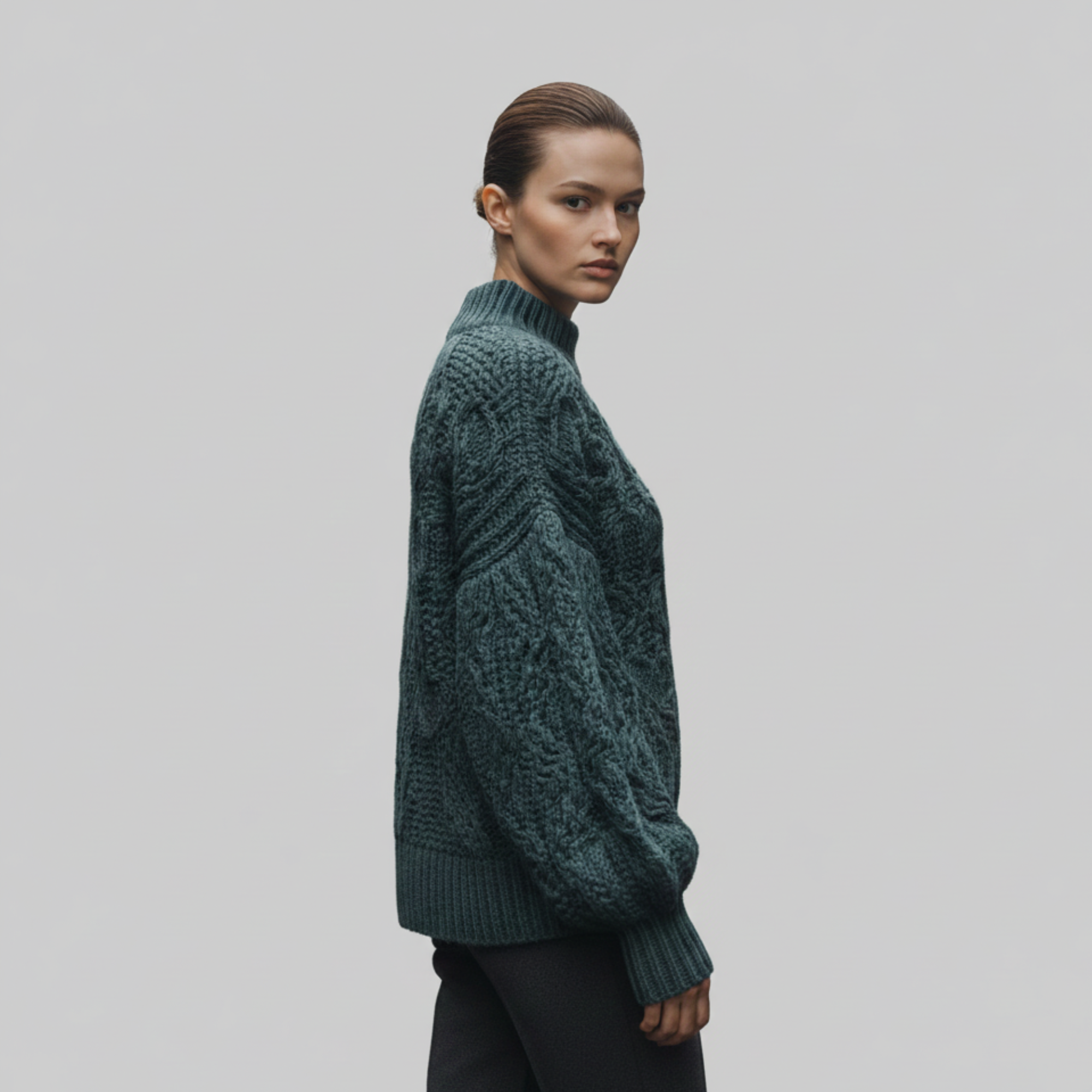 The Elowen | Women’s Intricate Cable Knit Sweater