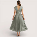 Elowen | Women’s Pleated Midi Dress