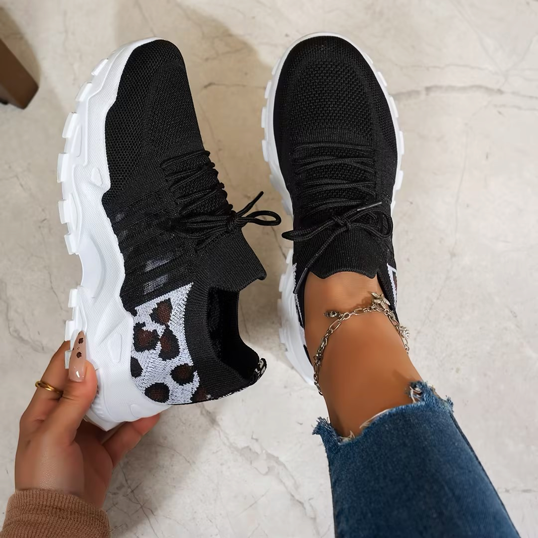 Aveline | Women’s Wide Toe Box Cushioned Walking Sneakers