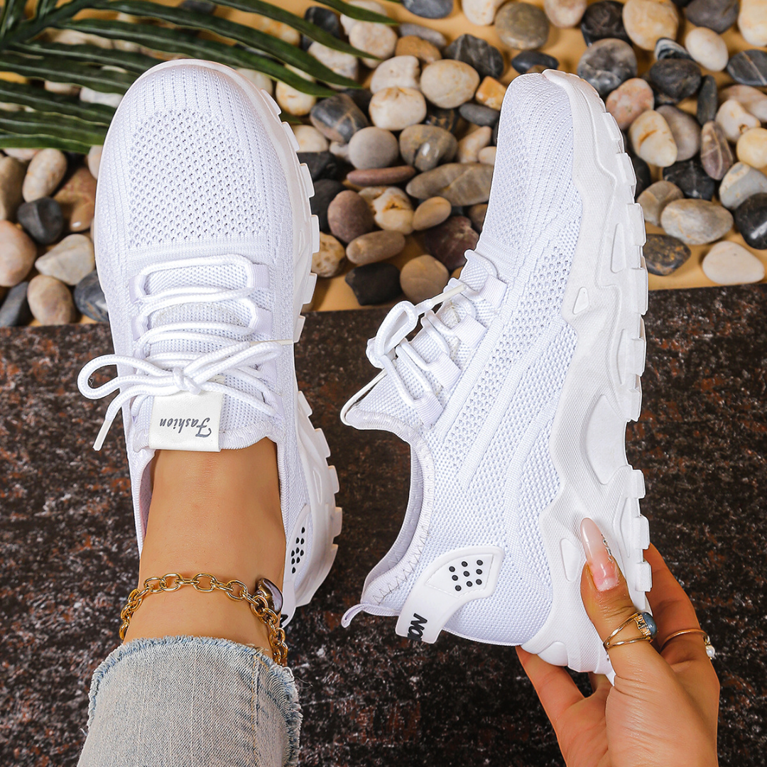 Aveline | Women’s Wide Toe Box Cushioned Walking Sneakers