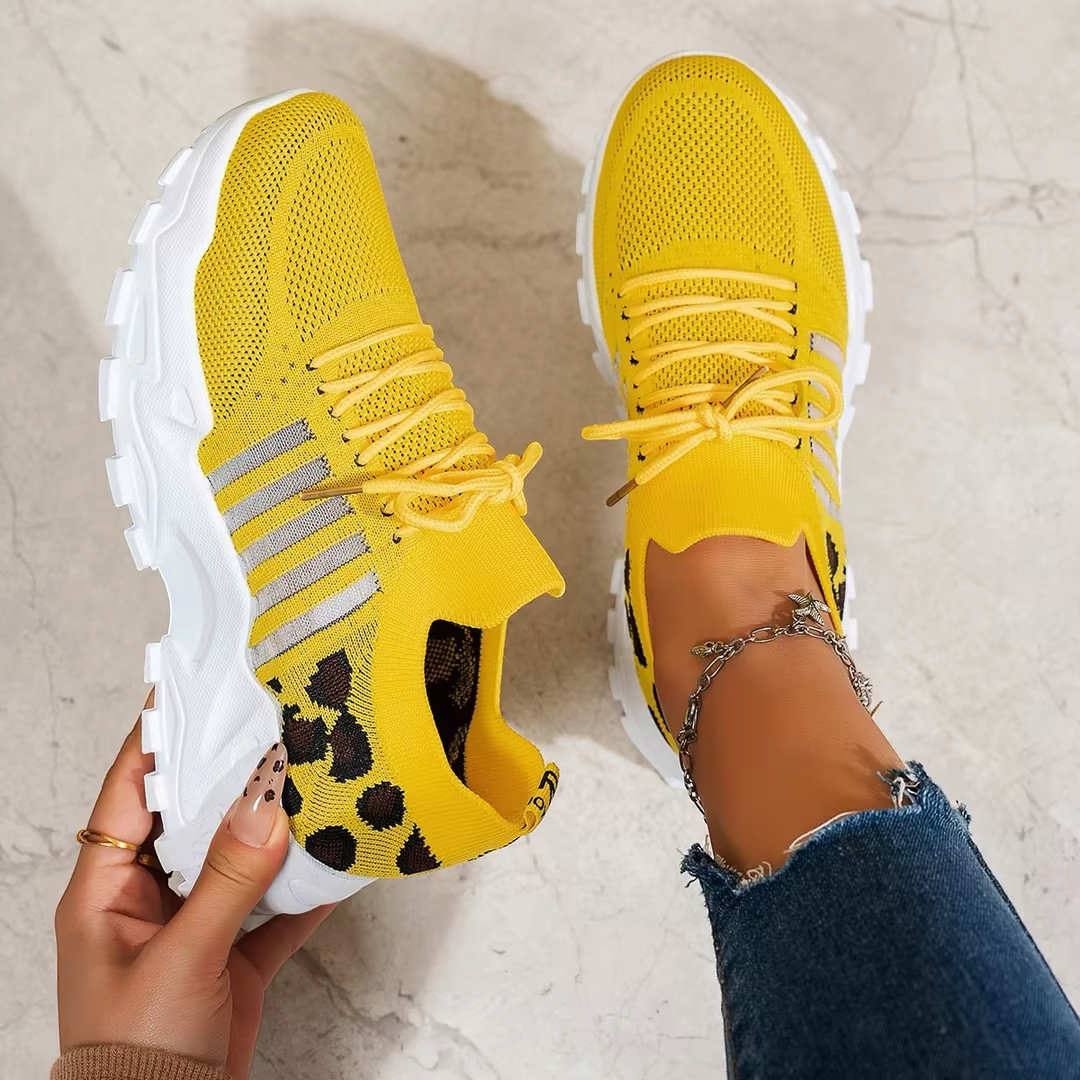 Aveline | Women’s Wide Toe Box Cushioned Walking Sneakers