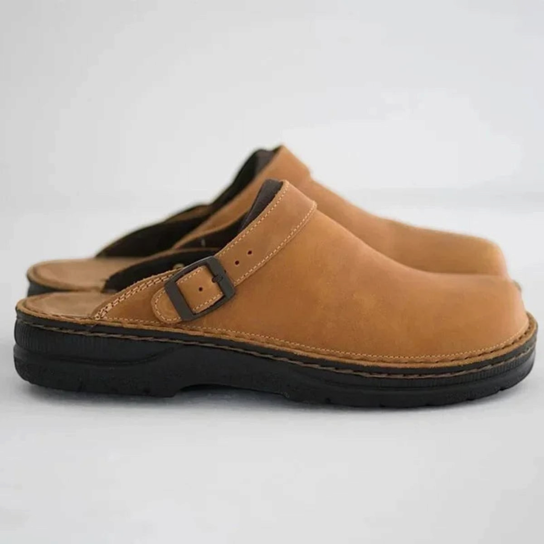 Tommy | Men's Leather Closed-Toe Clogs With Adjustable Buckle Strap