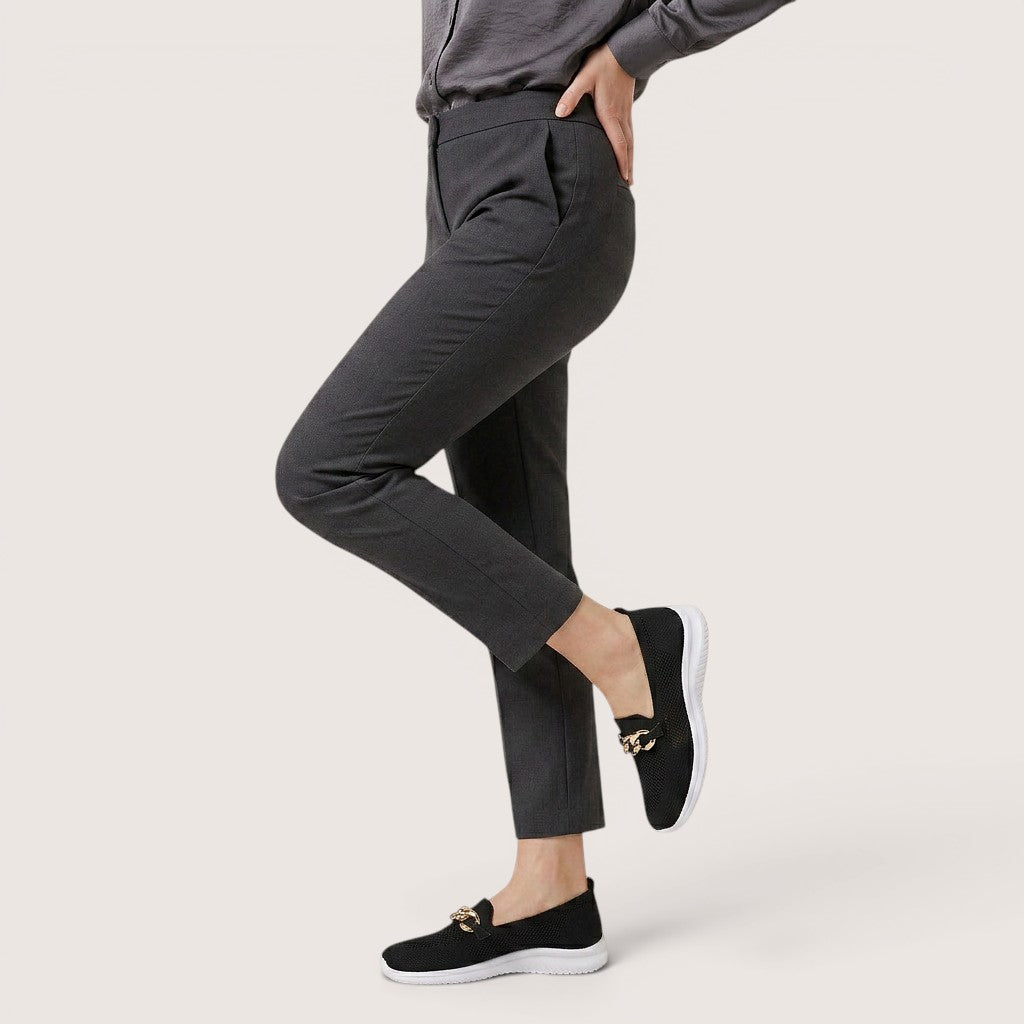 Velmira | Women’s Chain Detail Slip-On Sneakers